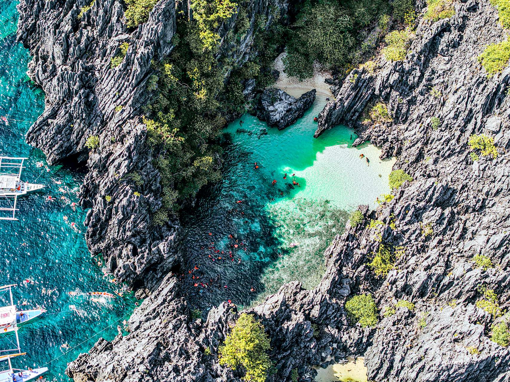El Nido: Island Hopping Joiner Tour C - Image 2