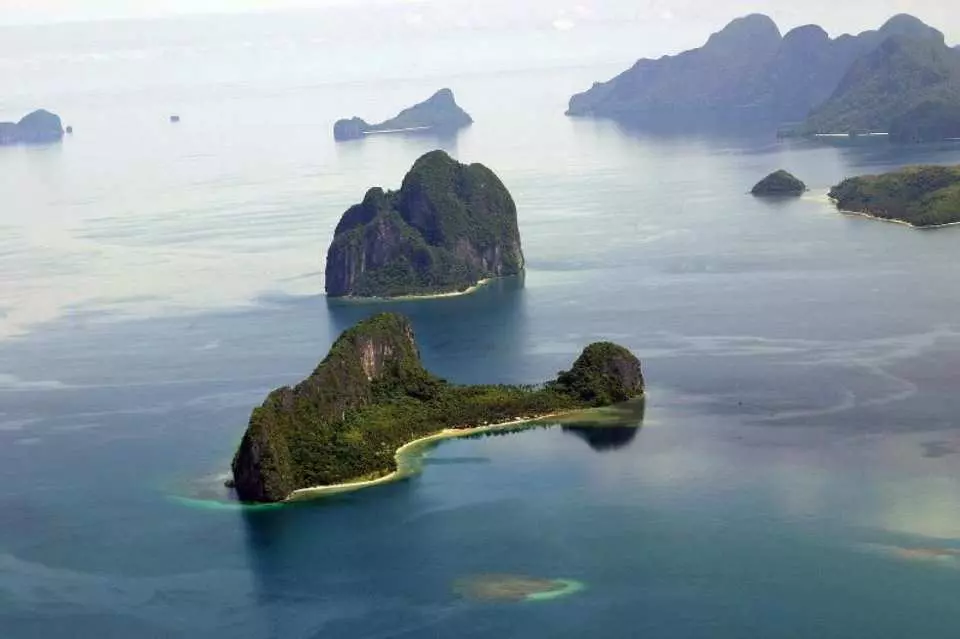 Happiness El Nido Deluxe Island Hopping Tour (C) - Image 2