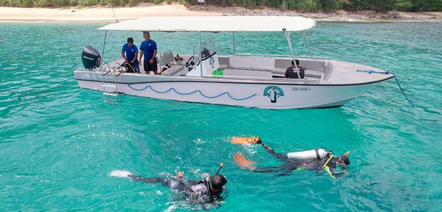 200 Bar Diving Center